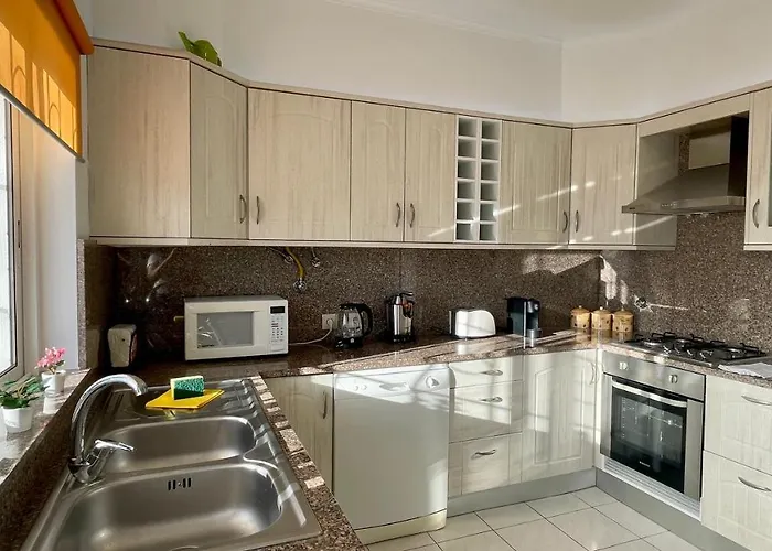 Nicola By Check-in Portugal فيلة