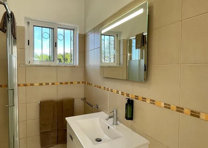 فيلة Nicola By Check-in Portugal البوفيرا